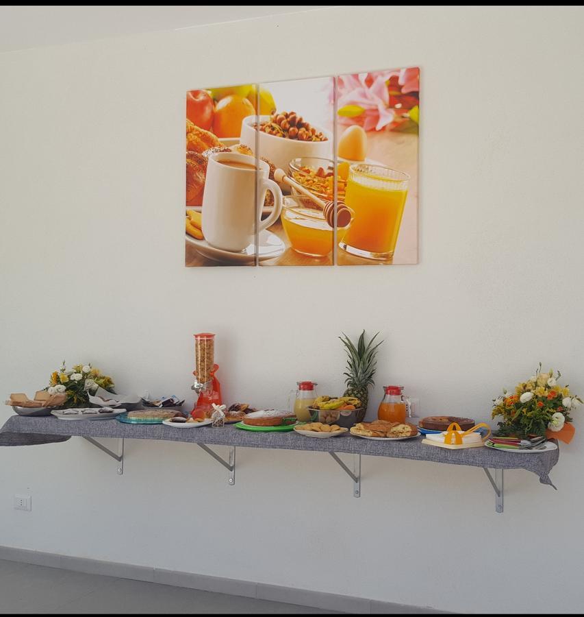 L'Isola Del Sole Bed & Breakfast Castelluzzo Eksteriør bilde